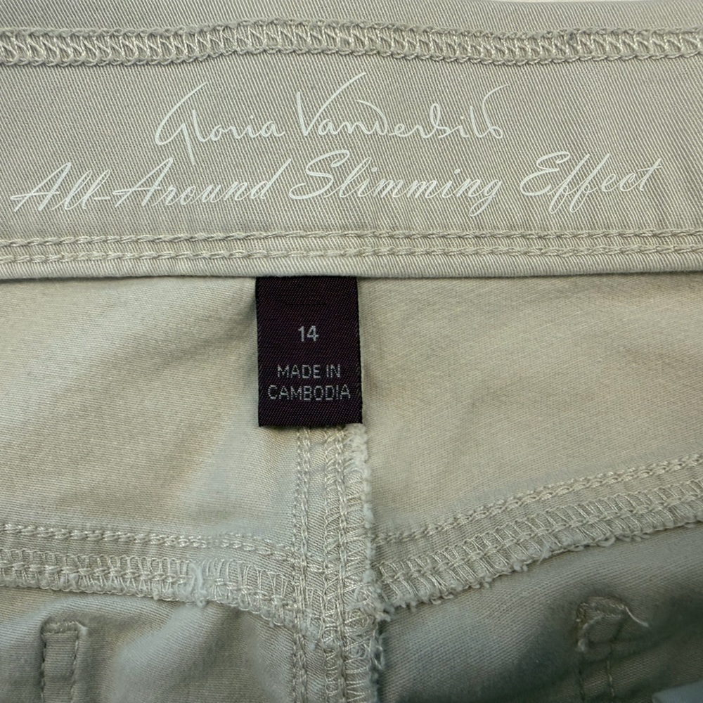 Gloria Vanderbilt All-Around Slimming Effect Cream Capri Pants Sz 14 - Picture 4 of 5